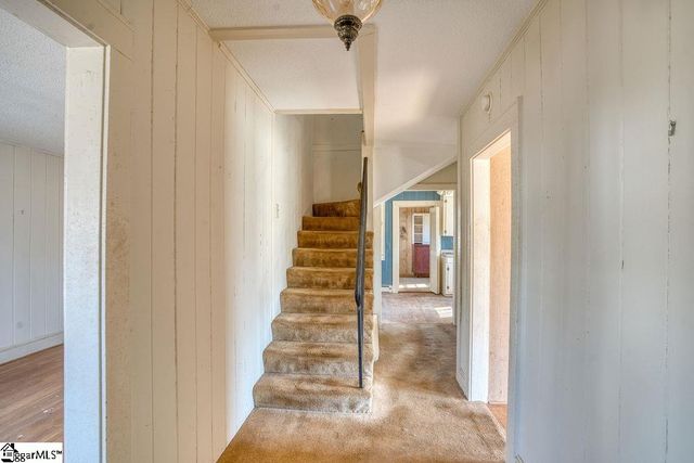 7 Courtney Circle, Greenville, SC 29617