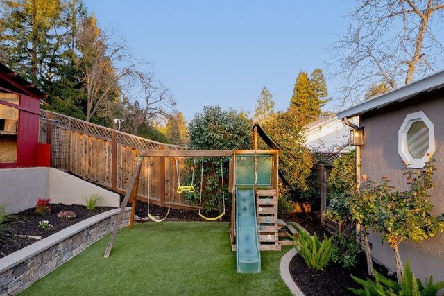 109 Feliz Ct, Danville, CA 94526