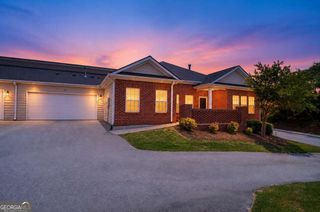 341 Villa Park Circle, Stone Mountain, GA 30087