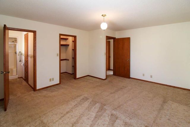 1107 12th Street, Grundy Center, IA 50638