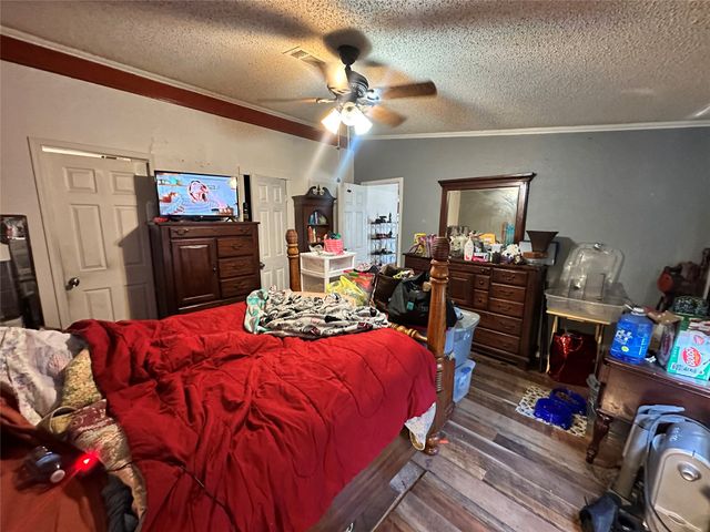 13925 Briar Road, Azle, TX 76020