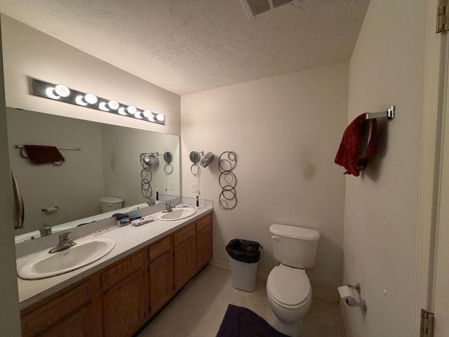 5835 Crosswinds Drive 14, Norton Shores City, MI 49444
