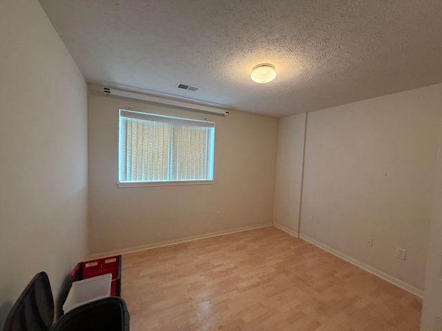 5835 Crosswinds Drive 14, Norton Shores City, MI 49444