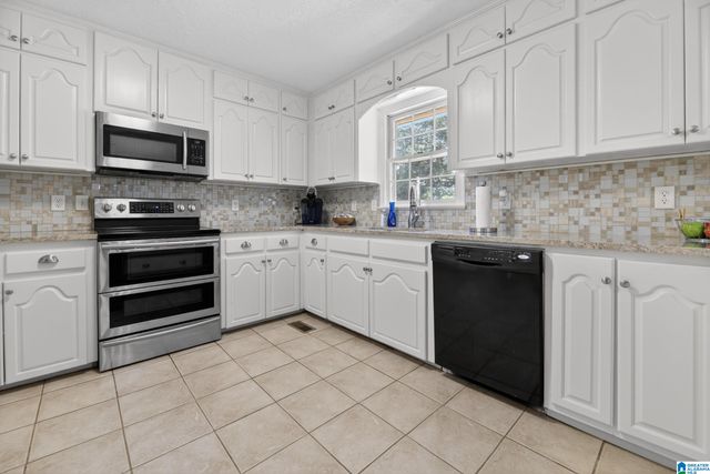 360 KELLY LYNN DRIVE, Anniston, AL 36207