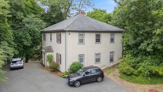 60 Vinton St 3, Melrose, MA 02176