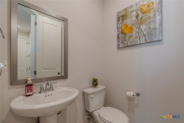 428 Trailing Lantana Lane, San Marcos, TX 78666