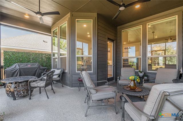 428 Trailing Lantana Lane, San Marcos, TX 78666