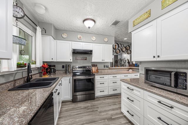 21302 Bridgepoint Lane, Spring, TX 77388