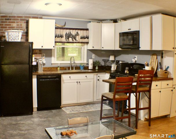 170 Laurel Hill Drive, Woodstock, CT 06282