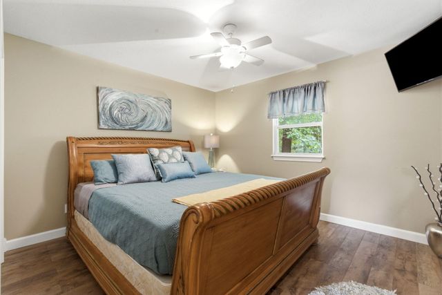 10 Cara Lane, Blue Eye, MO 65611