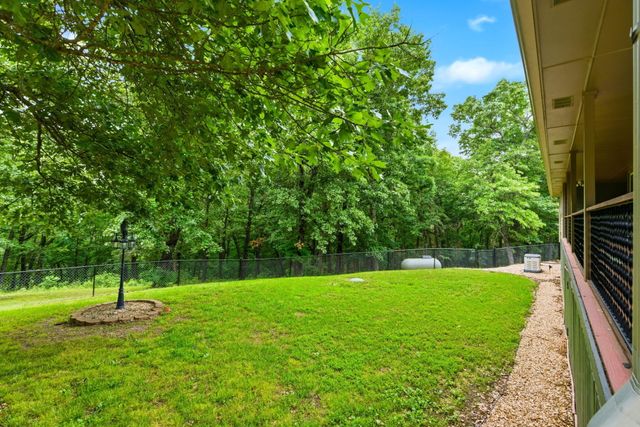 10 Cara Lane, Blue Eye, MO 65611