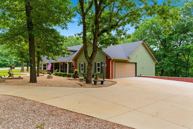 10 Cara Lane, Blue Eye, MO 65611
