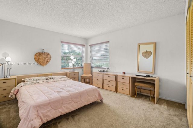 3940 Inverrary Blvd 304-A, Lauderhill, FL 33319