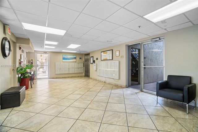 3940 Inverrary Blvd 304-A, Lauderhill, FL 33319