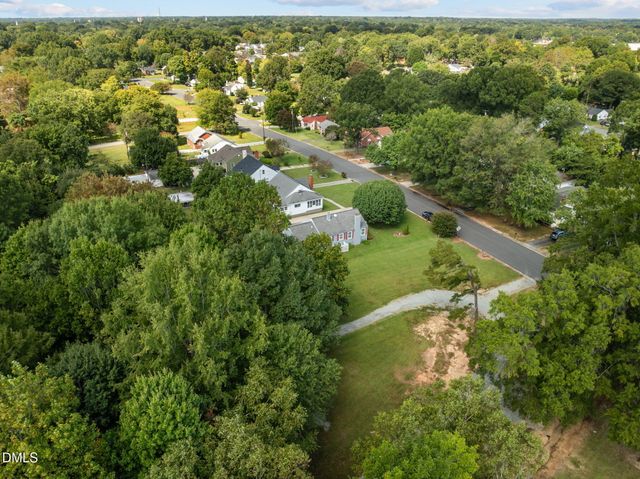 1719 Piedmont Way, Burlington, NC 27217