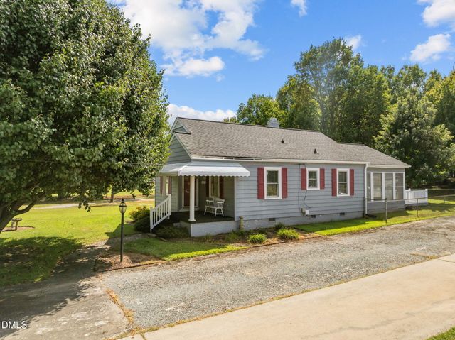 1719 Piedmont Way, Burlington, NC 27217
