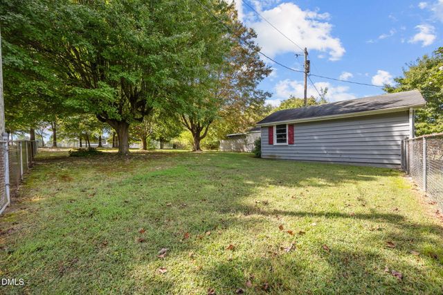 1719 Piedmont Way, Burlington, NC 27217