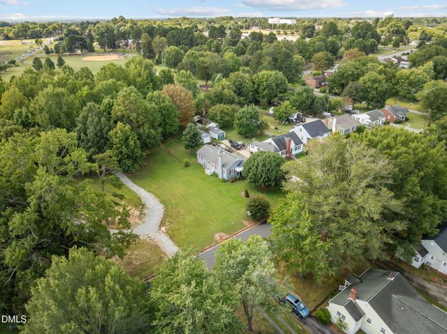 1719 Piedmont Way, Burlington, NC 27217