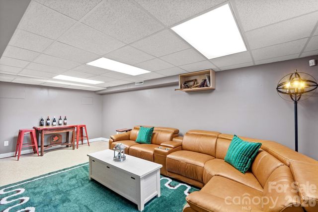 221 Woodrow Avenue, High Point, NC 27262