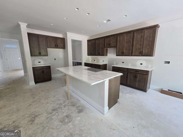 372 Conifer Lane, Ball Ground, GA 30107