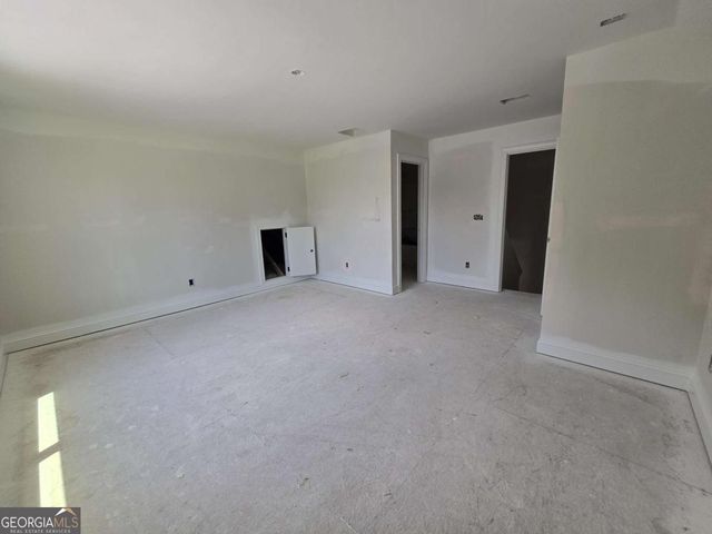 372 Conifer Lane, Ball Ground, GA 30107