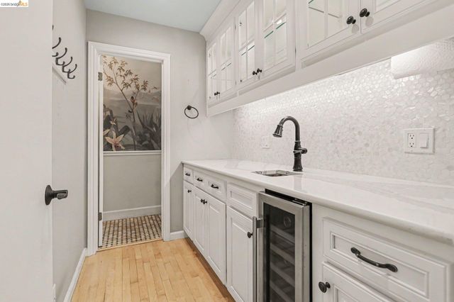 5849 Mitchell Canyon CT, Clayton, CA 94517