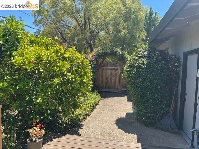 5849 Mitchell Canyon CT, Clayton, CA 94517