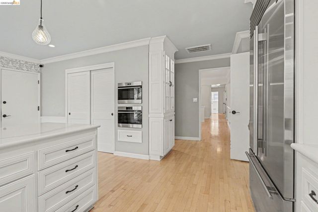 5849 Mitchell Canyon CT, Clayton, CA 94517