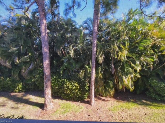 2618 Kings Lake BLVD 2-202, Naples, FL 34112