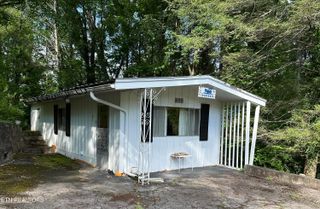 1138 Little Smoky Rd, Gatlinburg, TN 37738