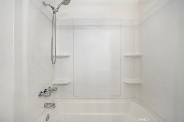 68 Maegan 7, Thousand Oaks, CA 91362