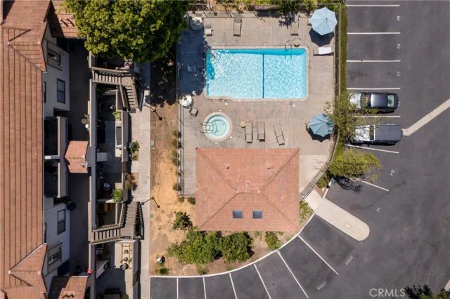 68 Maegan 7, Thousand Oaks, CA 91362