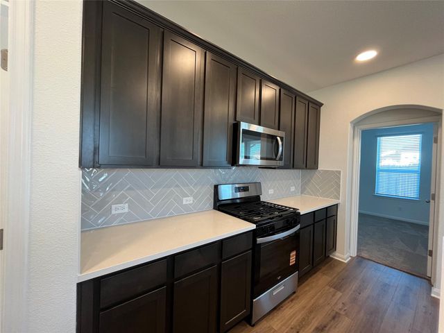 8522 Wellspring LOOP, Round Rock, TX 78665