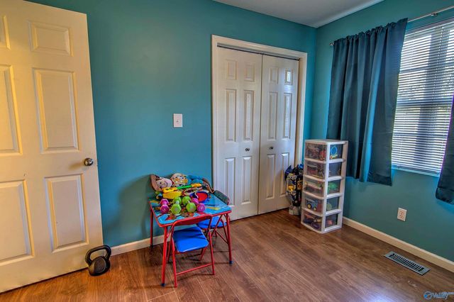 110 Willis Shavers Street, Hollywood, AL 35752