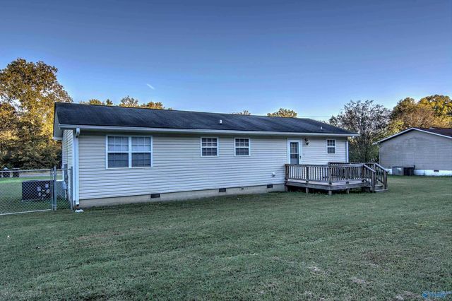 110 Willis Shavers Street, Hollywood, AL 35752