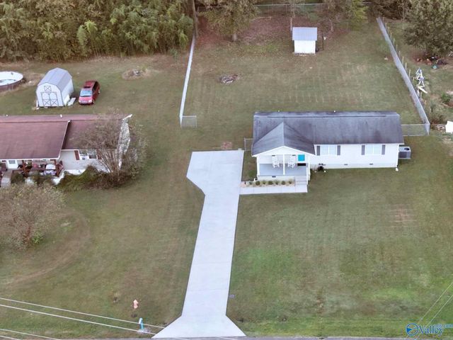 110 Willis Shavers Street, Hollywood, AL 35752