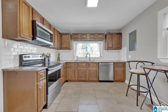 453 EXETER DRIVE, Birmingham, AL 35206