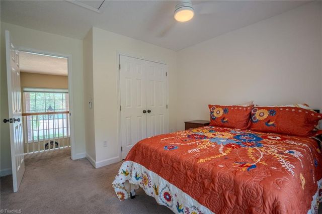 3221 Peninsula Drive, Jamestown, NC 27282