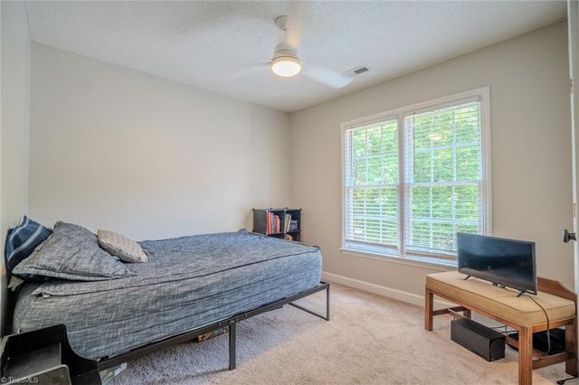 3221 Peninsula Drive, Jamestown, NC 27282