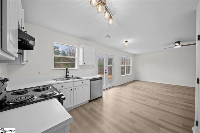 203 Tripmont Court, Simpsonville, SC 29680