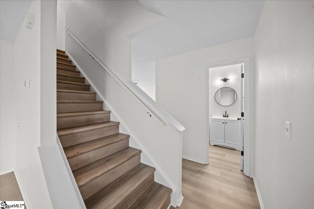 203 Tripmont Court, Simpsonville, SC 29680