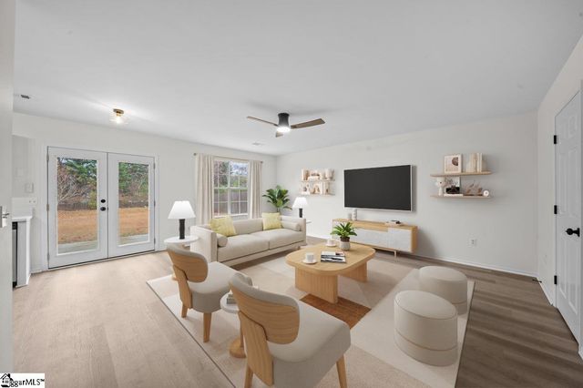 203 Tripmont Court, Simpsonville, SC 29680