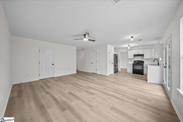 203 Tripmont Court, Simpsonville, SC 29680