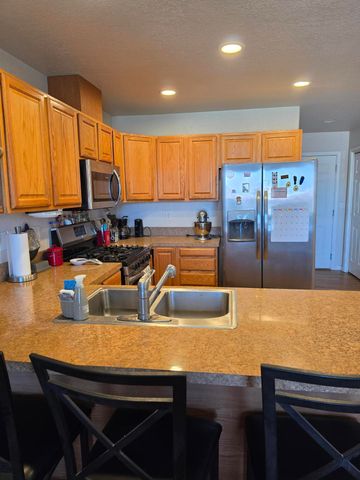 5556 State Street, Klamath Falls, OR 97603