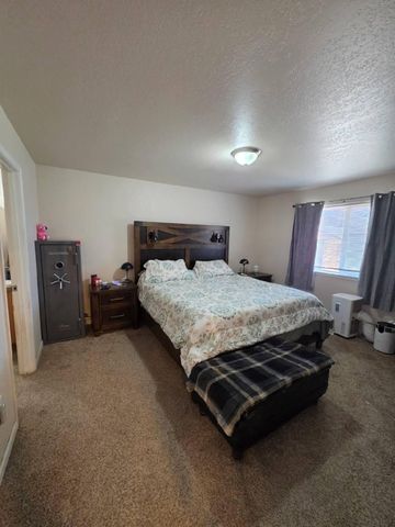 5556 State Street, Klamath Falls, OR 97603