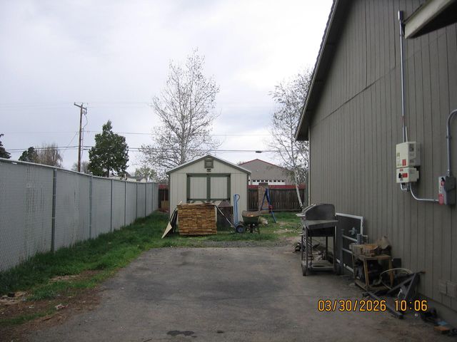 5556 State Street, Klamath Falls, OR 97603