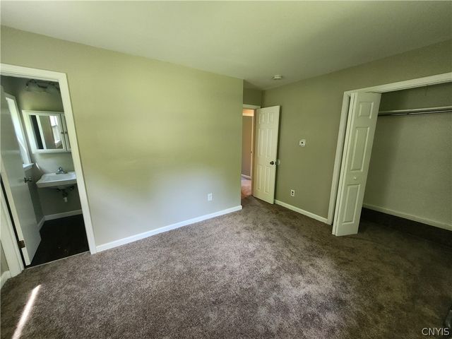 6626 State Route 31, Cicero, NY 13039