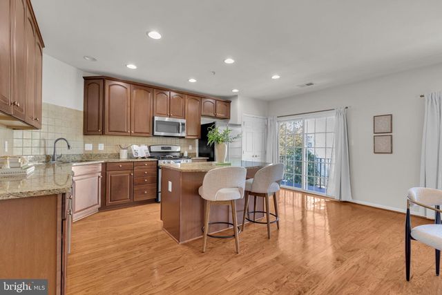 22637 SETTLERS TRAIL TER, Brambleton, VA 20148