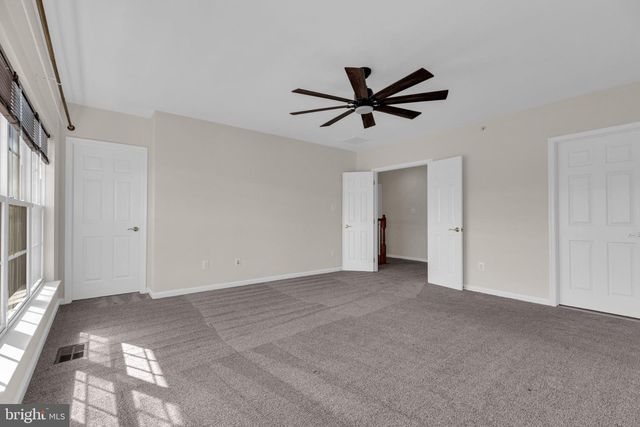 22637 SETTLERS TRAIL TER, Brambleton, VA 20148