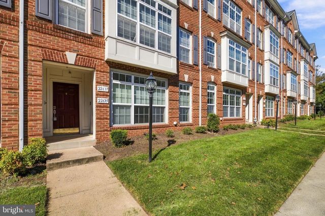 22637 SETTLERS TRAIL TER, Brambleton, VA 20148